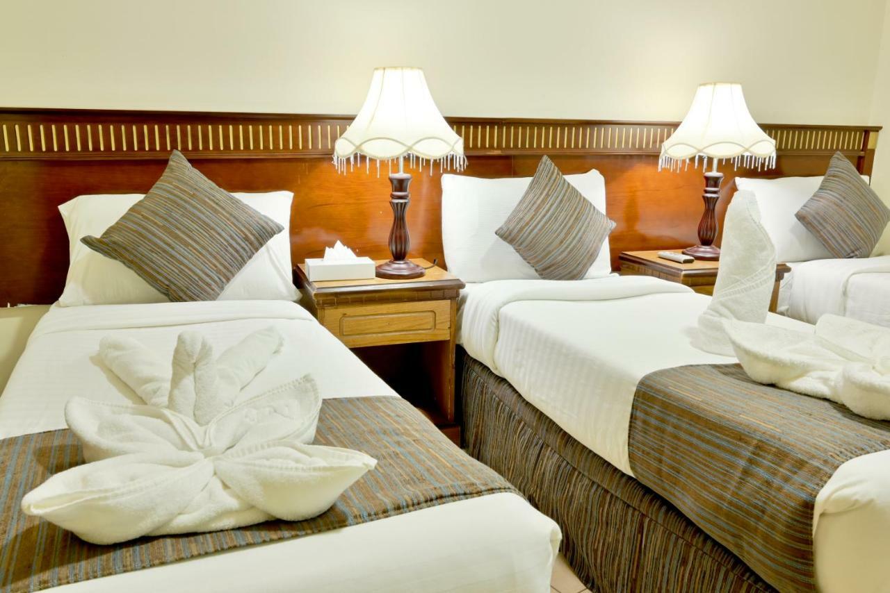 Hayah Taibah Hotel Медина Экстерьер фото